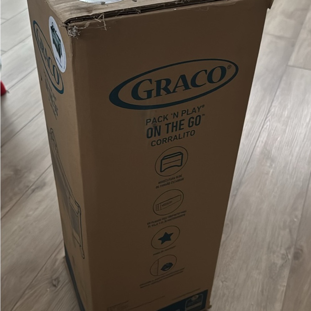 Graco Pack 'n Play On The Go Playard - Black